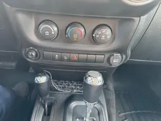 Jeep Wrangler 2012 4x4 Sport 2p SUV