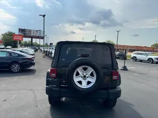Jeep Wrangler 2012 4x4 Sport 2p SUV