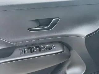 Hyundai KONA 2025 SEL Conveniencia 4p Crossover