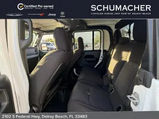 Jeep Gladiator 2021 4x4 Sport 4dr Crew Cab 5.0 ft. SB