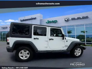 Jeep Wrangler Unlimited 2014 4x4 Sport 4p SUV