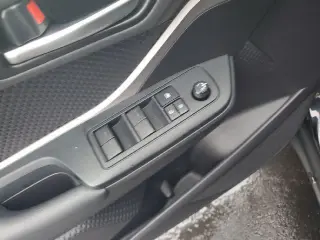 Toyota C-HR 2021 LE 4dr Crossover