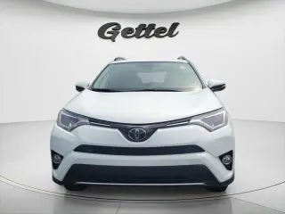 Toyota RAV4 2017 XLE 4p SUV