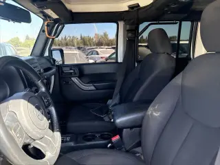Jeep Wrangler Unlimited 2017 4x4 Sport 4p SUV