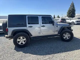 Jeep Wrangler Unlimited 2017 4x4 Sport 4p SUV