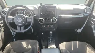Jeep Wrangler Unlimited 2015 4x4 Sahara 4 puertas SUV