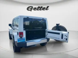 Jeep Wrangler Unlimited 2015 4x4 Sahara 4 puertas SUV