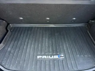 Toyota Prius c 2015 Uno 4dr Hatchback