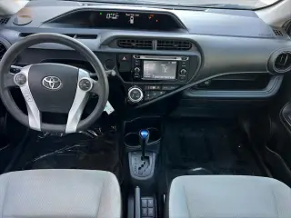 Toyota Prius c 2015 Uno 4dr Hatchback