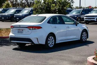 Toyota Corolla 2022 LE 4p Sedana