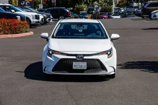Toyota Corolla 2022 LE 4p Sedana