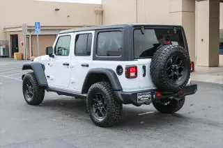 Jeep Wrangler 2025 4x4 Willys 4pujtas SUV