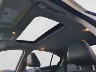 INFINITI Q50 2023 Luxe 4dr Sedan