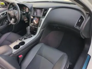 INFINITI Q50 2023 Luxe 4dr Sedan