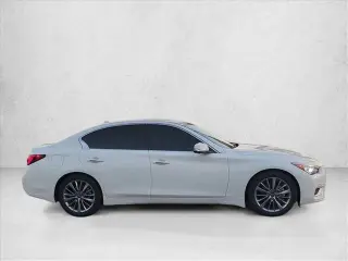 INFINITI Q50 2023 Luxe 4dr Sedan
