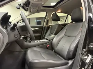 INFINITI Q50 2023 Lujo 4d Sedán