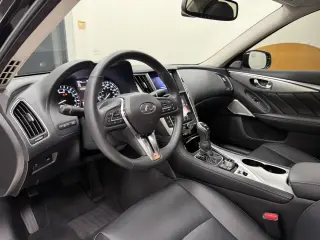 INFINITI Q50 2023 Lujo 4d Sedán