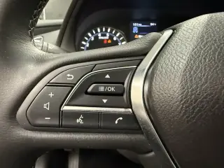 INFINITI Q50 2023 Lujo 4d Sedán