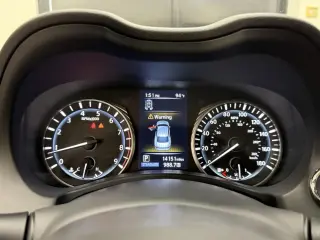 INFINITI Q50 2023 Lujo 4d Sedán