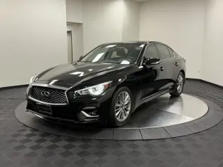 INFINITI Q50 2023 Lujo 4d Sedán