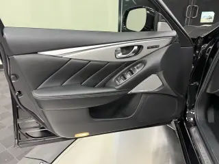 INFINITI Q50 2023 Lujo 4d Sedán