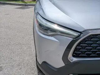Toyota Corolla Cross 2023 XLE 4p Crossover