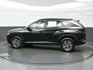 Hyundai TUCSON Híbrido 2023 TRACCIÓN EN LAS CUATRO RUEDAS Azul 4p SUV