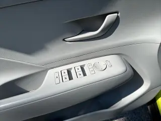 Hyundai KONA 2025 4x4 SEL 4p Crossover