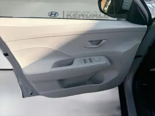 Hyundai KONA 2024 SE 4dr Crossover