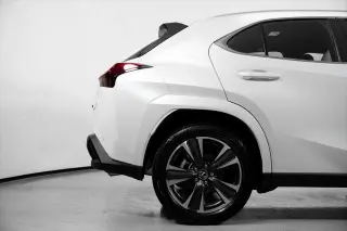 Lexus UX 300h 2025 AWD Premium 4dr Crossover