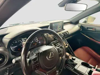 Lexus IS 350 2024 F SPORT Design 4dr Sedán