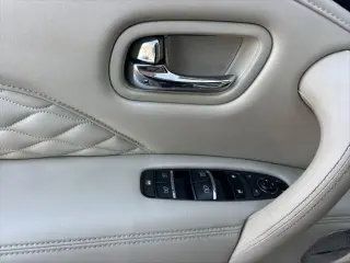 INFINITI QX80 2022 Sensory SUV de 4 puertas