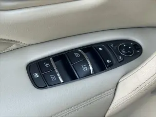 INFINITI QX80 2022 Sensory SUV de 4 puertas