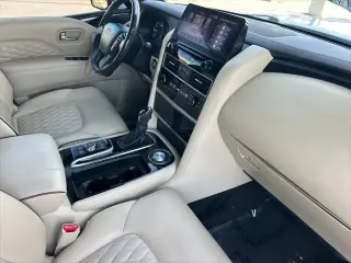 INFINITI QX80 2022 Sensory SUV de 4 puertas