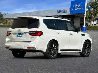 INFINITI QX80 2022 Sensory SUV de 4 puertas