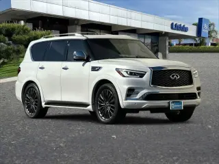 INFINITI QX80 2022 Sensory SUV de 4 puertas