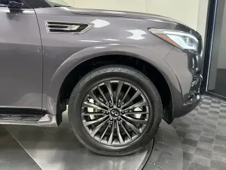 INFINITI QX80 2022 Premium Select 4dr SUV
