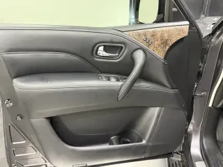 INFINITI QX80 2022 Premium Select 4dr SUV