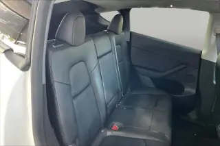Tesla Model Y 2023 AWD 4p Crossover