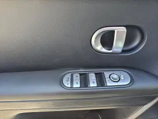 Hyundai IONIQ 5 2024 SE 4dr Crossover