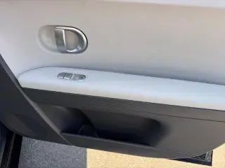 Hyundai IONIQ 5 2024 SE Rango de Autonomía Estándar 4p Crossover