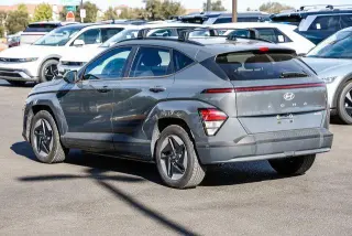 Hyundai KONA Eléctrico 2025 SEL 4p Cruzado