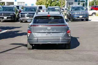 Hyundai KONA Eléctrico 2025 SEL 4p Cruzado