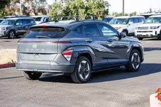 Hyundai KONA Eléctrico 2025 SEL 4p Cruzado