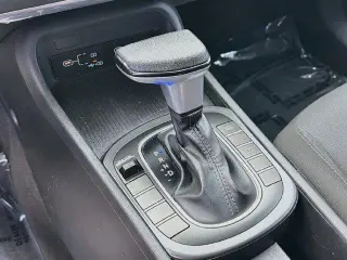 Hyundai KONA 2024 SE 4dr Crossover