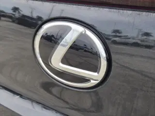 Lexus UX 200 2019 4dr Crossover