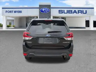 Subaru Forester 2024 AWD Premium 4p Crossover
