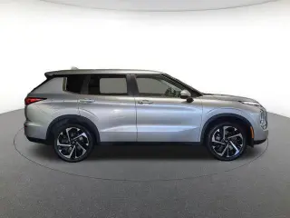 Mitsubishi Outlander 2022 AWD SE 4dr SUV