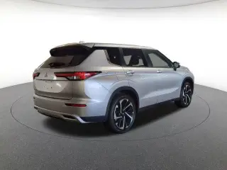 Mitsubishi Outlander 2022 AWD SE 4dr SUV