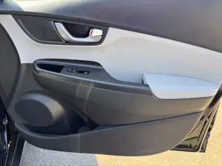 Hyundai KONA Eléctrico 2023 SEL 4p Crossover